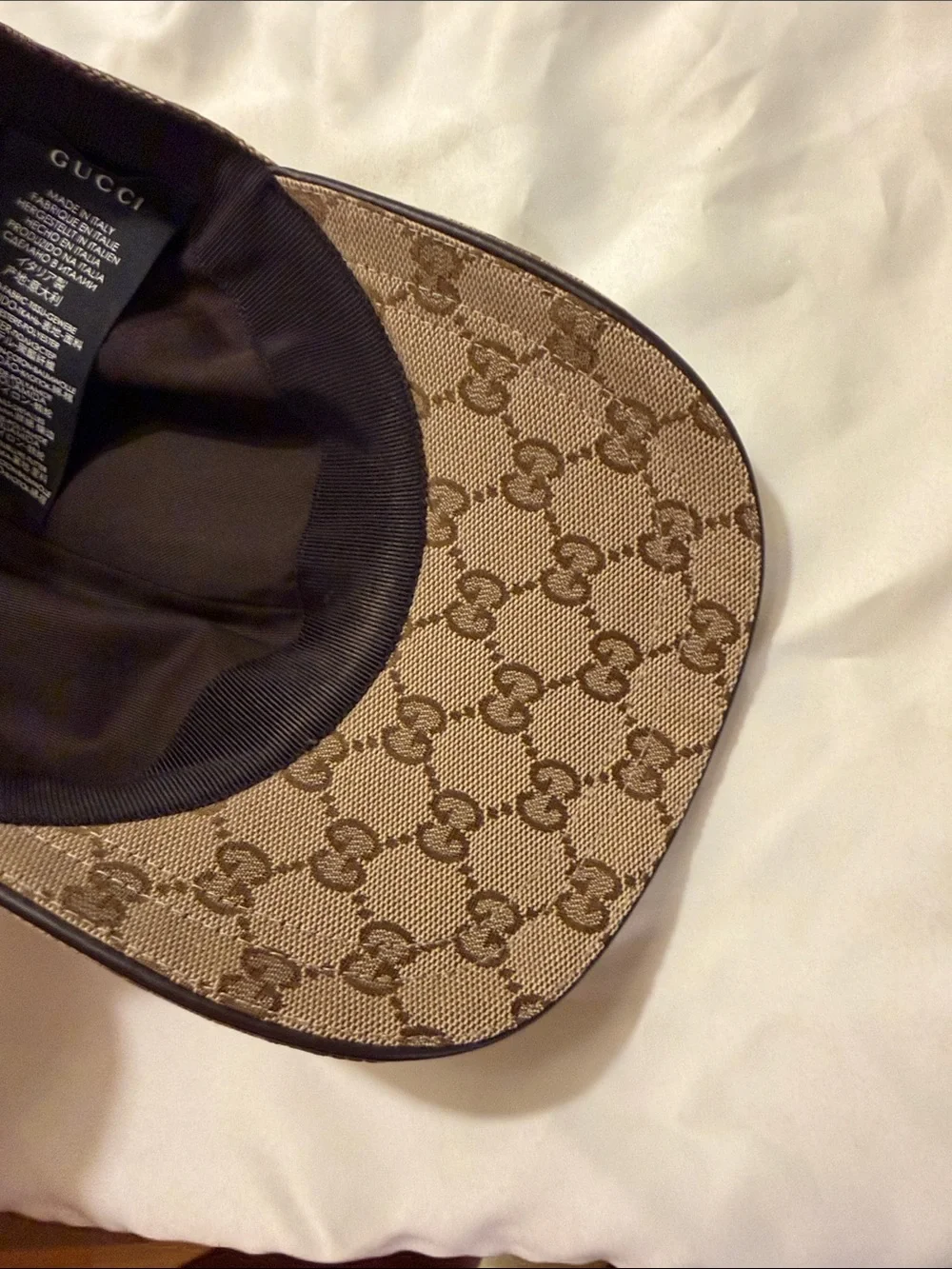 Gucci Brown GG Supreme Canvas Cap with Green-Red Web